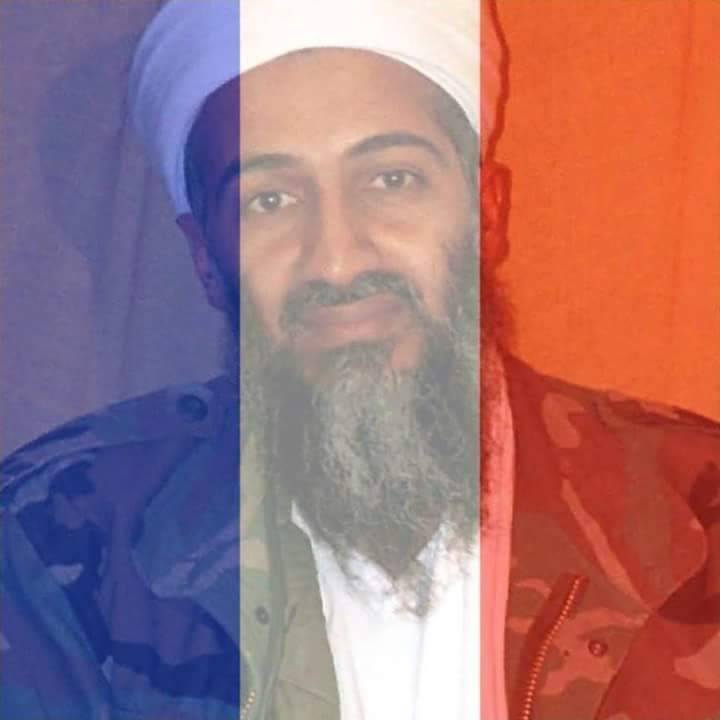 Báseň o idiotech s francouzskou trikolórou v profilové fotce